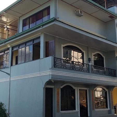 Divine Castle Travelers Inn Đảo Đảo Coron Ngoại thất bức ảnh