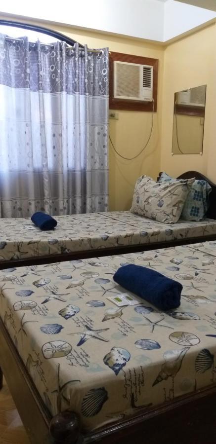 Divine Castle Travelers Inn Đảo Đảo Coron Ngoại thất bức ảnh