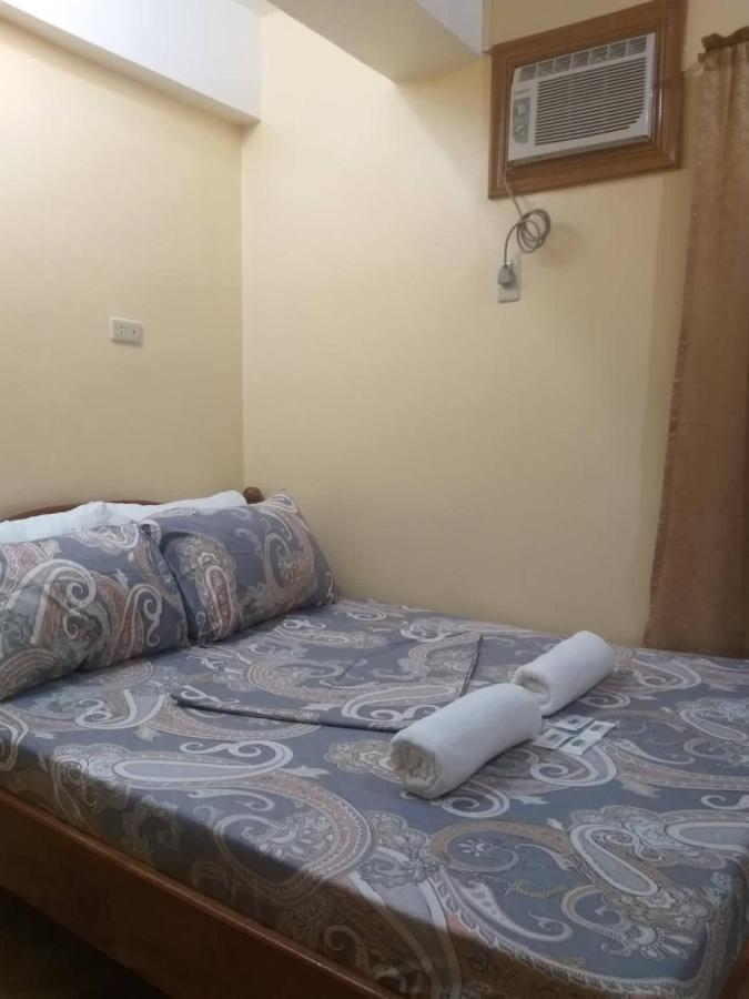 Divine Castle Travelers Inn Đảo Đảo Coron Ngoại thất bức ảnh