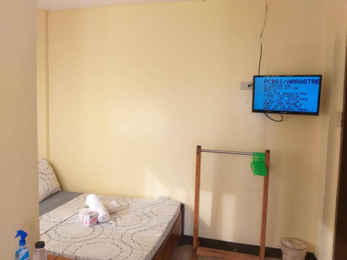 Divine Castle Travelers Inn Đảo Đảo Coron Ngoại thất bức ảnh
