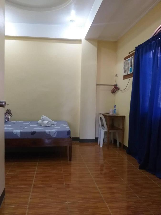 Divine Castle Travelers Inn Đảo Đảo Coron Ngoại thất bức ảnh