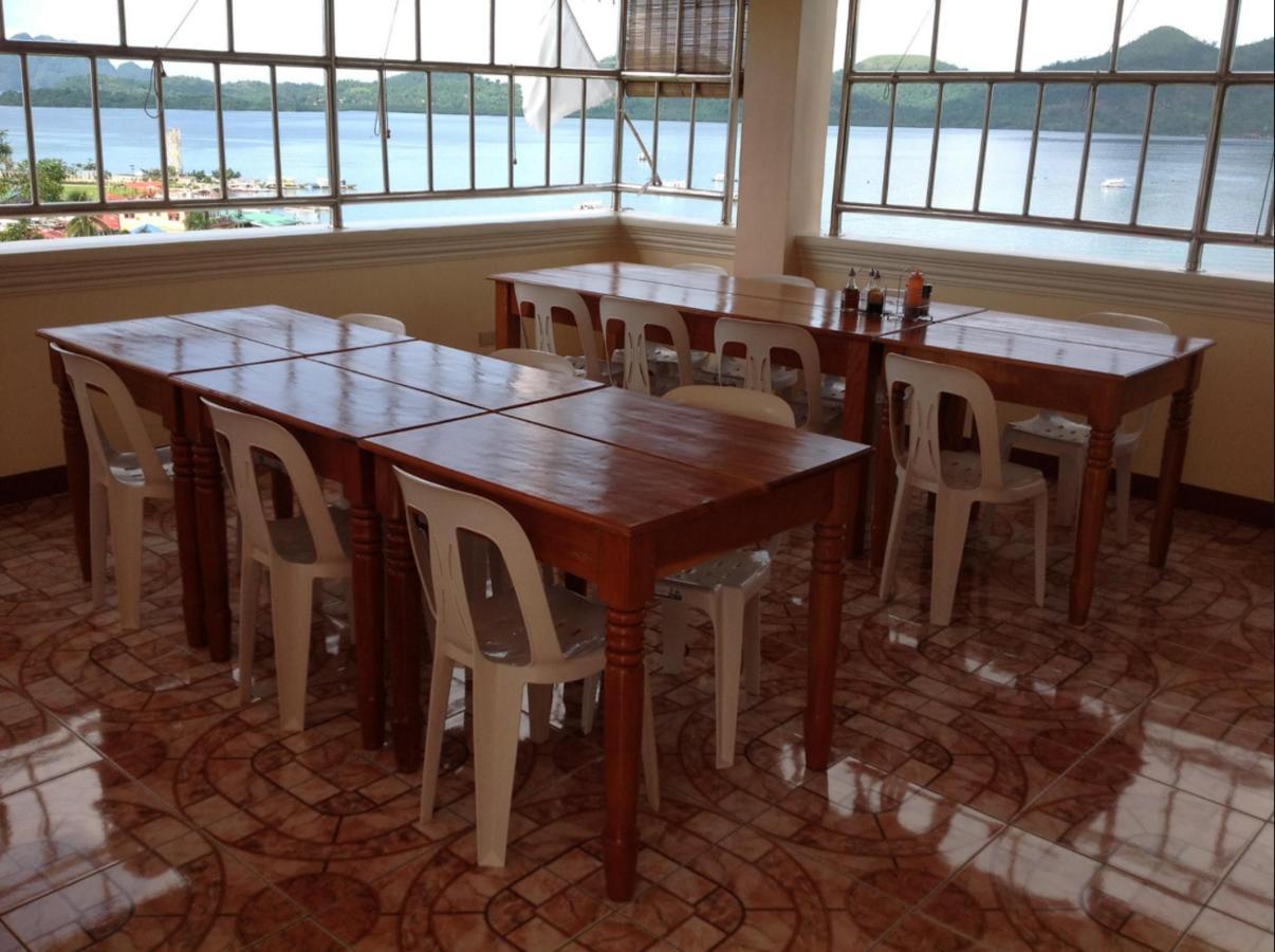 Divine Castle Travelers Inn Đảo Đảo Coron Ngoại thất bức ảnh